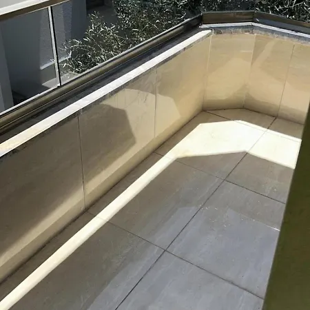 Doengen Malikanesi Apartment